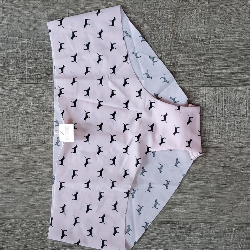 NWT PINK Victoria's Secret Pink poka dot dogs hipster. Size Medium